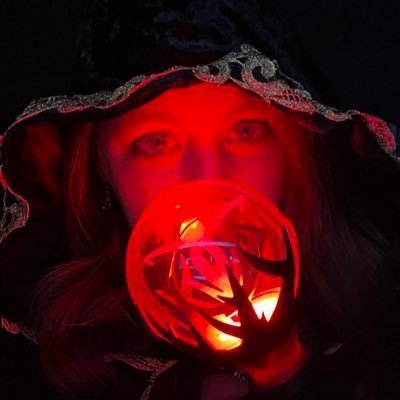 TheKpopHag Deep Dives icon